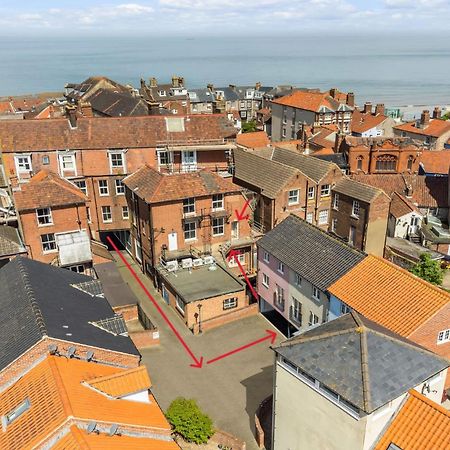 1-Bed Seaside Apartment With Parking Cromer Kültér fotó